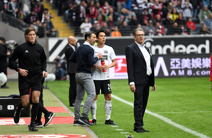  门兴格拉德巴赫老将集体发威，德甲经验优势助力冲超